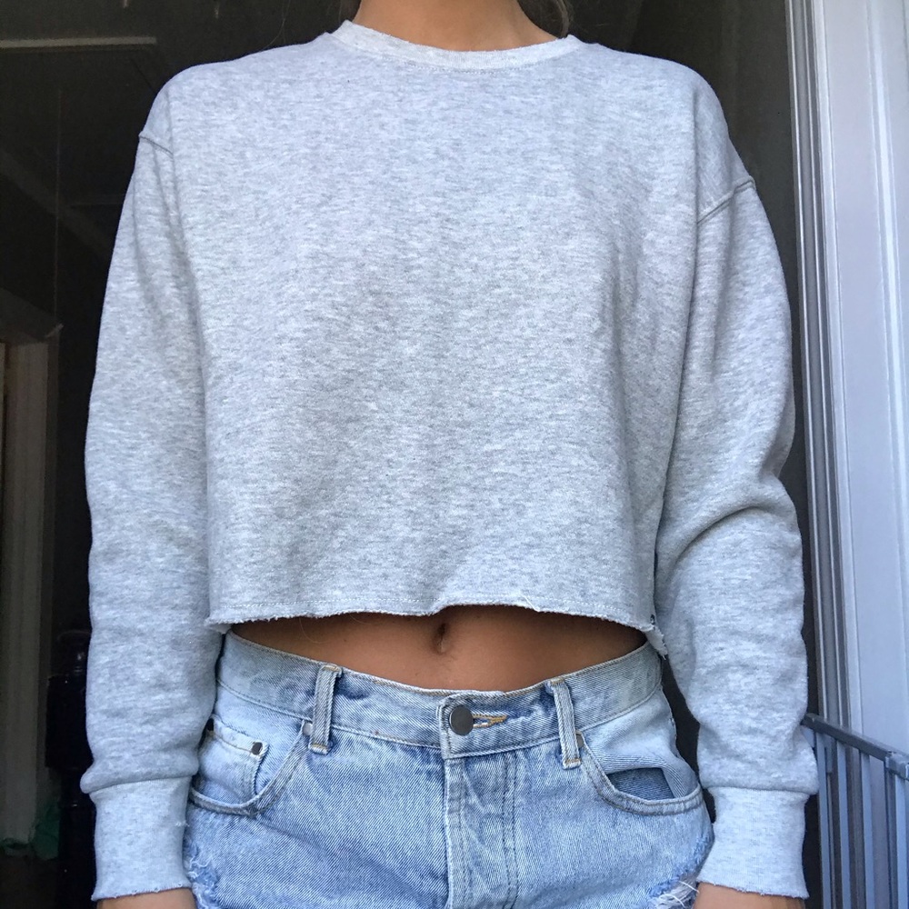 Distressed gray cropped crew neck